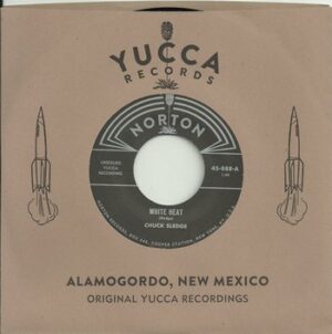 Chuck Sledge - White Heat / Steve Cooper and The Avantis - Sky Diver   (split 7")