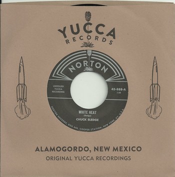 Chuck Sledge - White Heat / Steve Cooper and The Avantis - Sky Diver (split 7")