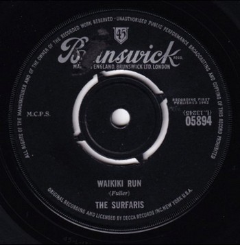 The Surfaris - Waikiki Run (7") - Image 2
