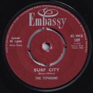 The Typhoons - Surf City (split 7")
