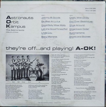 The Astronauts - Astronauts Orbit Kampus (LP) - Image 2