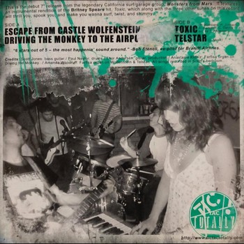 Monsters from Mars - Surfing through a Creepy Castle (7"-EP) - Image 2